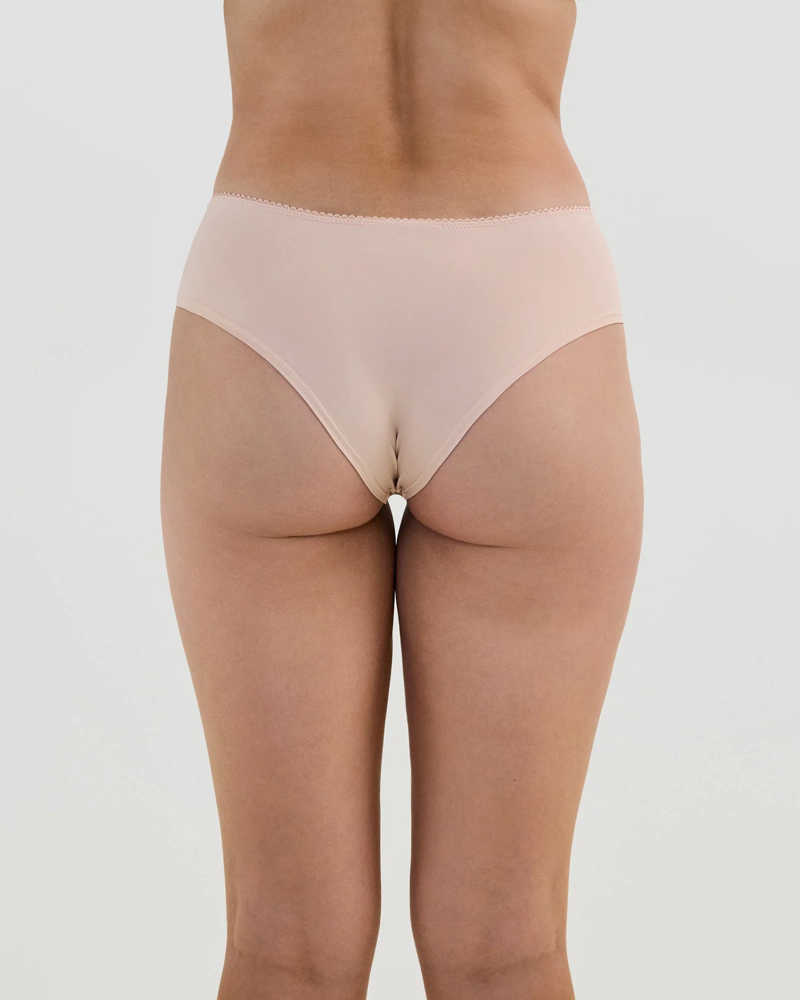 Lacey Brazilian - Image 3