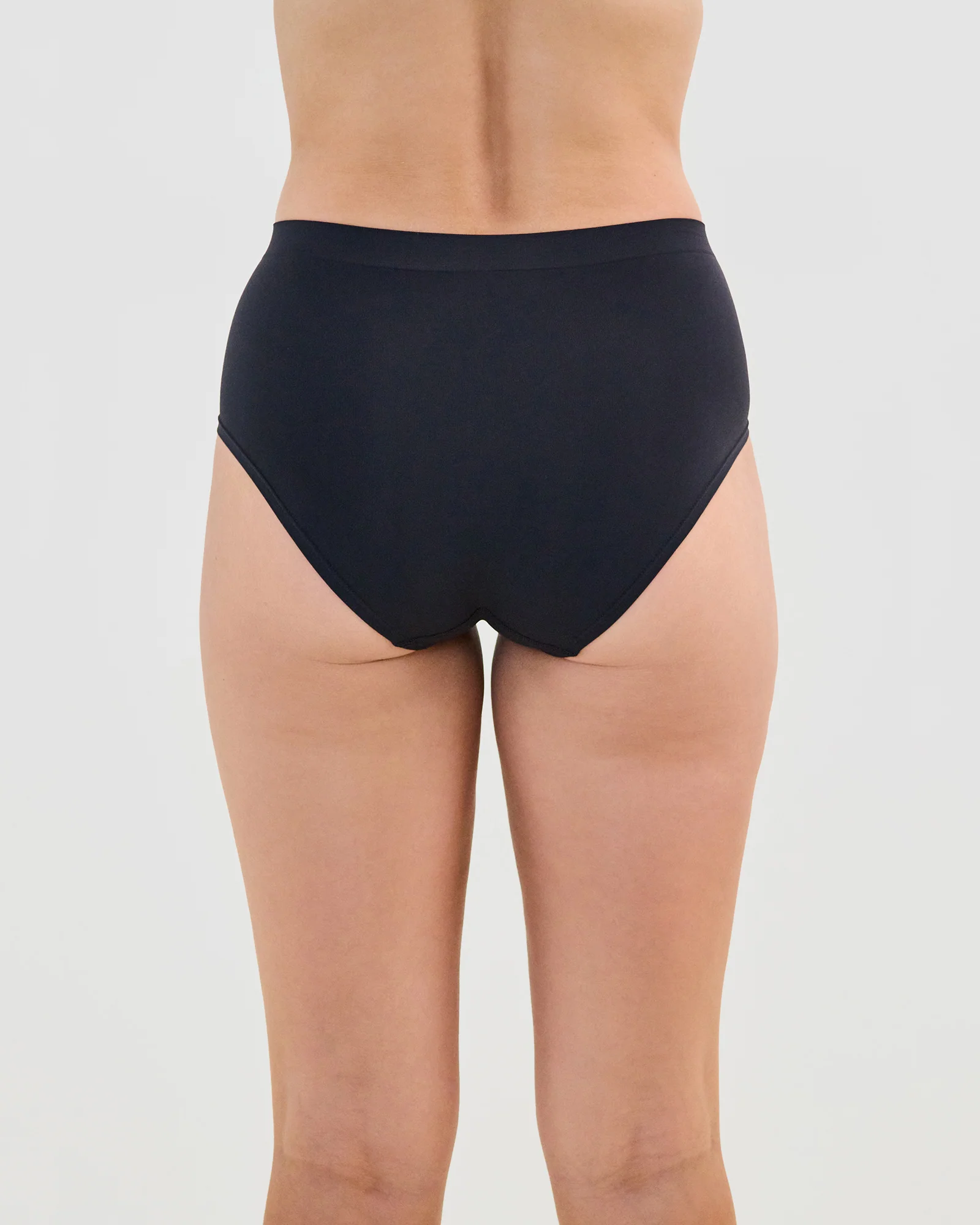 Seamless Soft Full Brief - Image 3