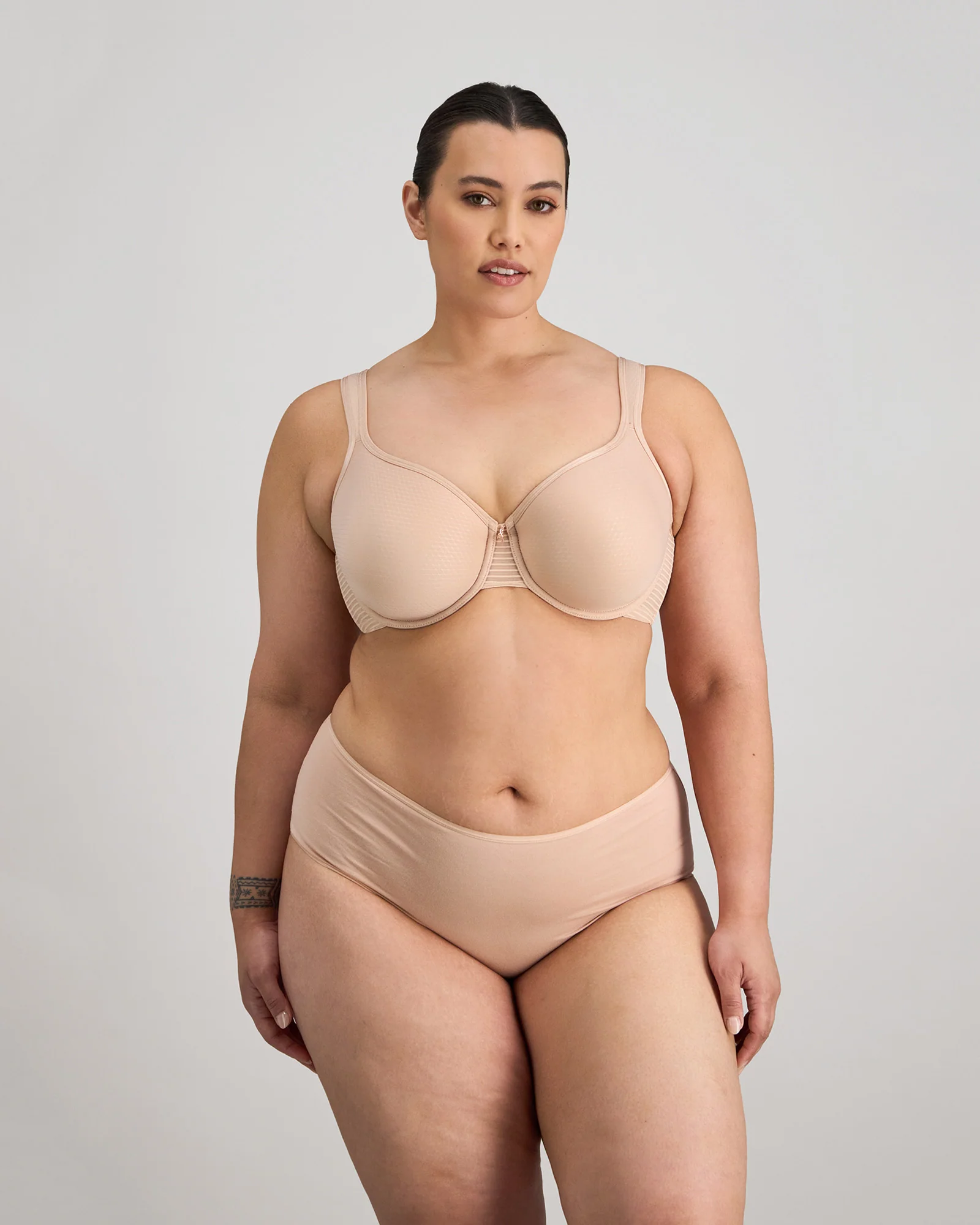Perfect Lines Contour Bra - Image 6