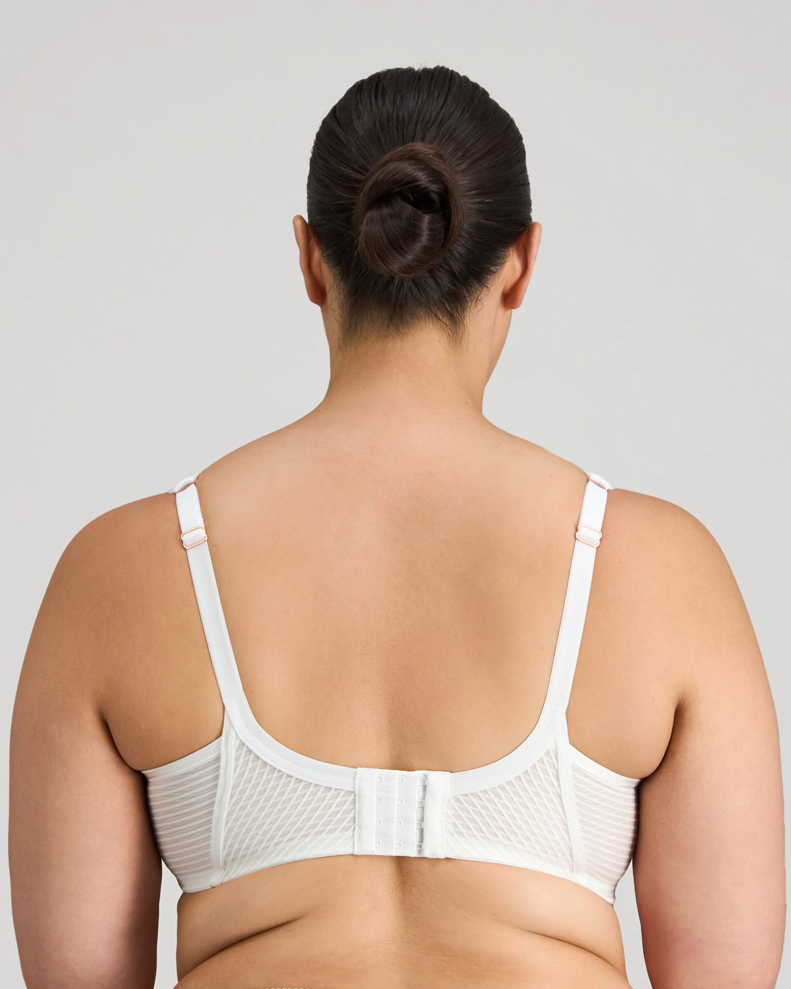 Perfect Lines Contour Bra - Image 4